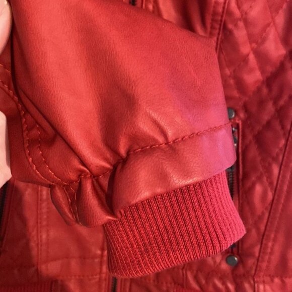 Ci Sono by Cavalini Red Faux Leather Moto Jacket Women’s Size Medium Quilted - Picture 4 of 8
